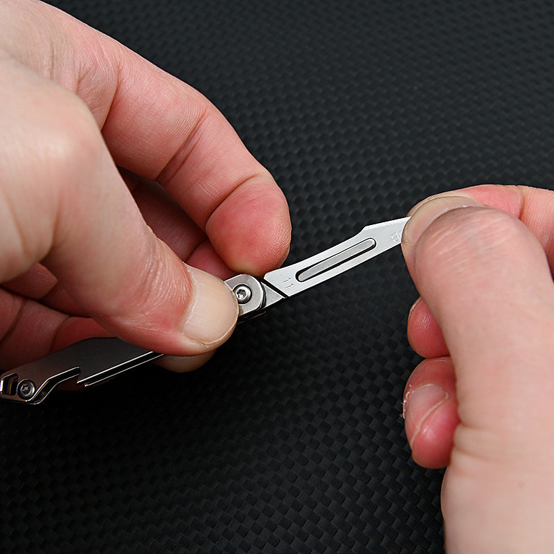 MASALONG MA-TY-006 Stainless steel mini folding knife, sharp art paper cutting knife, replaceable blade, portable unboxing, unpacking, express delivery keychain, small knife