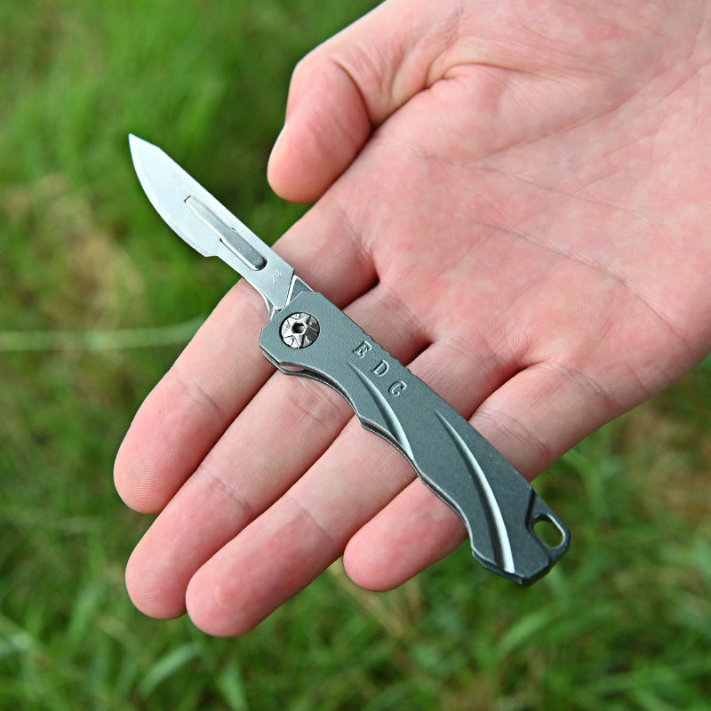 MASALONG MA-TY-010 Mini cuchillo de papel de corte afilado de hoja pequeña plegable, cuchillo de arte, cuchillo de trinchar, cuchillo pequeño portátil de entrega exprés, cuchillo pequeño con llavero