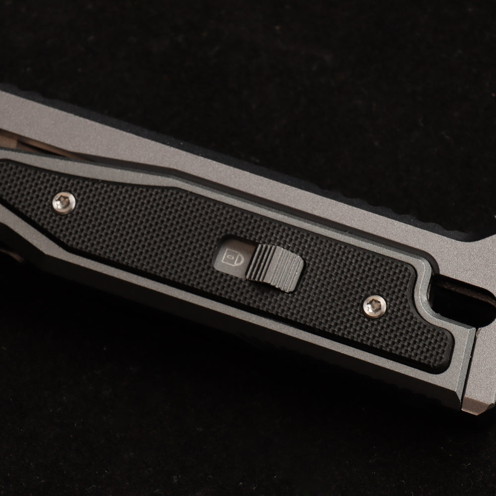 MASALONG Survival Camping D2 Folding Knife Outdoor Edc Tactical Knife with Aviation Aluminum Alloy Tool Handle in Titanium Plating kni265 gravity knife