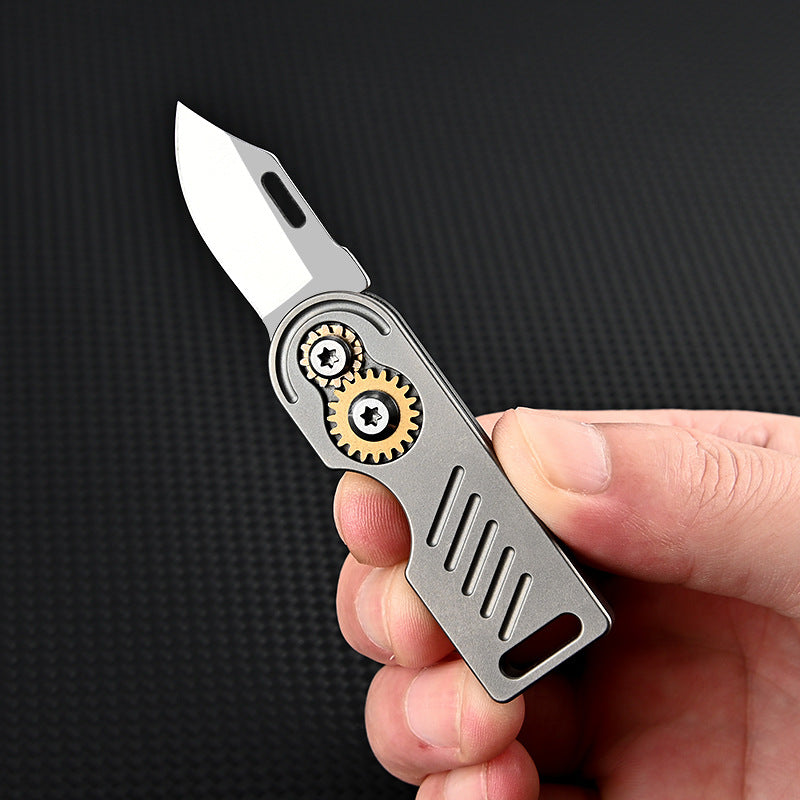 MASALONG MA-TY-059 Liga de titânio engrenagem pequena lâmina com fio afiado e alta dureza D2 aço mini faca dobrável, chaveiro portátil, unboxing e faca de entrega expressa