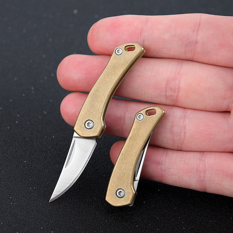 MASALONG MA-TY-051 Cuchillo de rinoceronte de latón retro, minicuchillo plegable, herramienta de autodefensa afilada, llavero portátil, desembalaje, cuchillo exprés