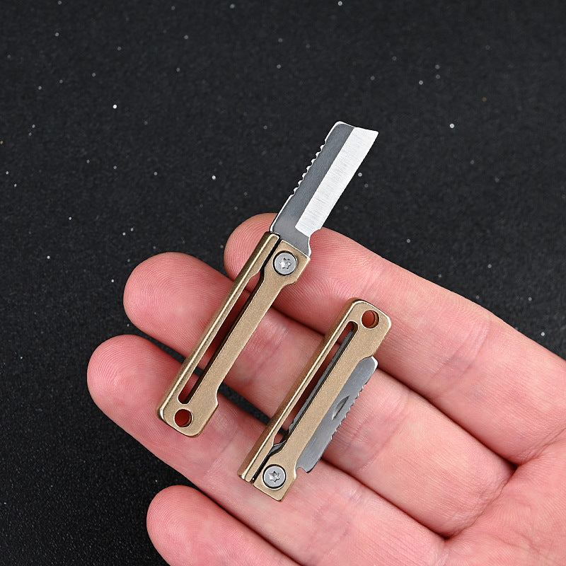 MASALONG MA-TY-009 Mini faca dobrável de latão afiada, portátil, rápida de remover, porta-chaves para faca de entrega, portátil, de bolso, faca de caixa aberta, autodefesa