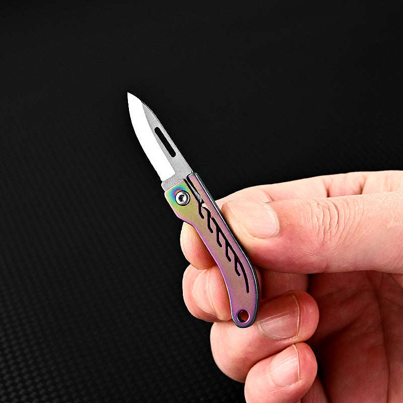 MASALONG MA-TY-048 Mini cuchillo plegable de aleación de titanio Llavero portátil con acero D2 de alta dureza Cuchillo afilado Cuchillo de entrega portátil y sin embalaje