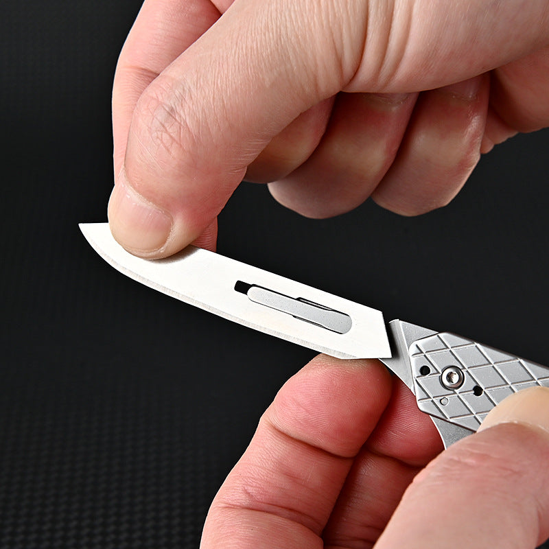 MASALONG MA-TY-052 Cuchillo de arte de 60 hojas, cuchilla para cortar papel, cuchillo plegable de acero inoxidable afilado, cuchilla reemplazable, llavero portátil, cuchillo de desempaquetado
