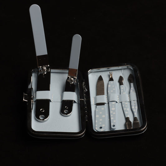 nail clippers