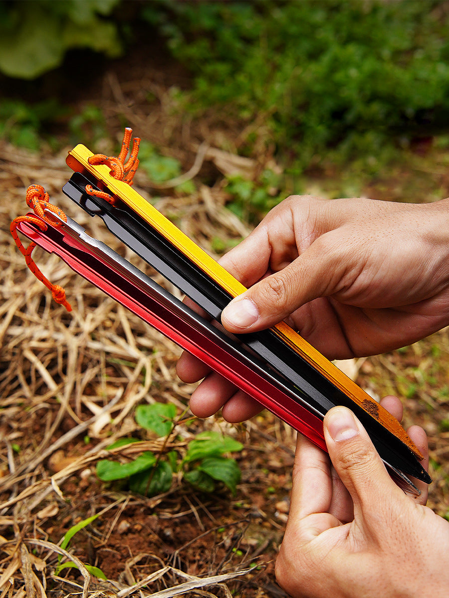 Prego de aterramento triangular de 23 cm MA-WY-021 acessórios para barracas ao ar livre prego de aterramento de liga de alumínio reforçado com dossel à prova de vento prego de aterramento com corda