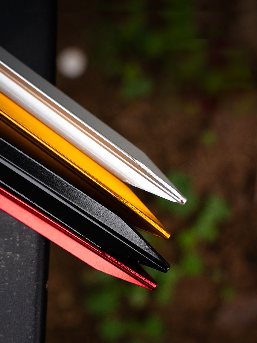Prego de aterramento triangular de 23 cm MA-WY-021 acessórios para barracas ao ar livre prego de aterramento de liga de alumínio reforçado com dossel à prova de vento prego de aterramento com corda