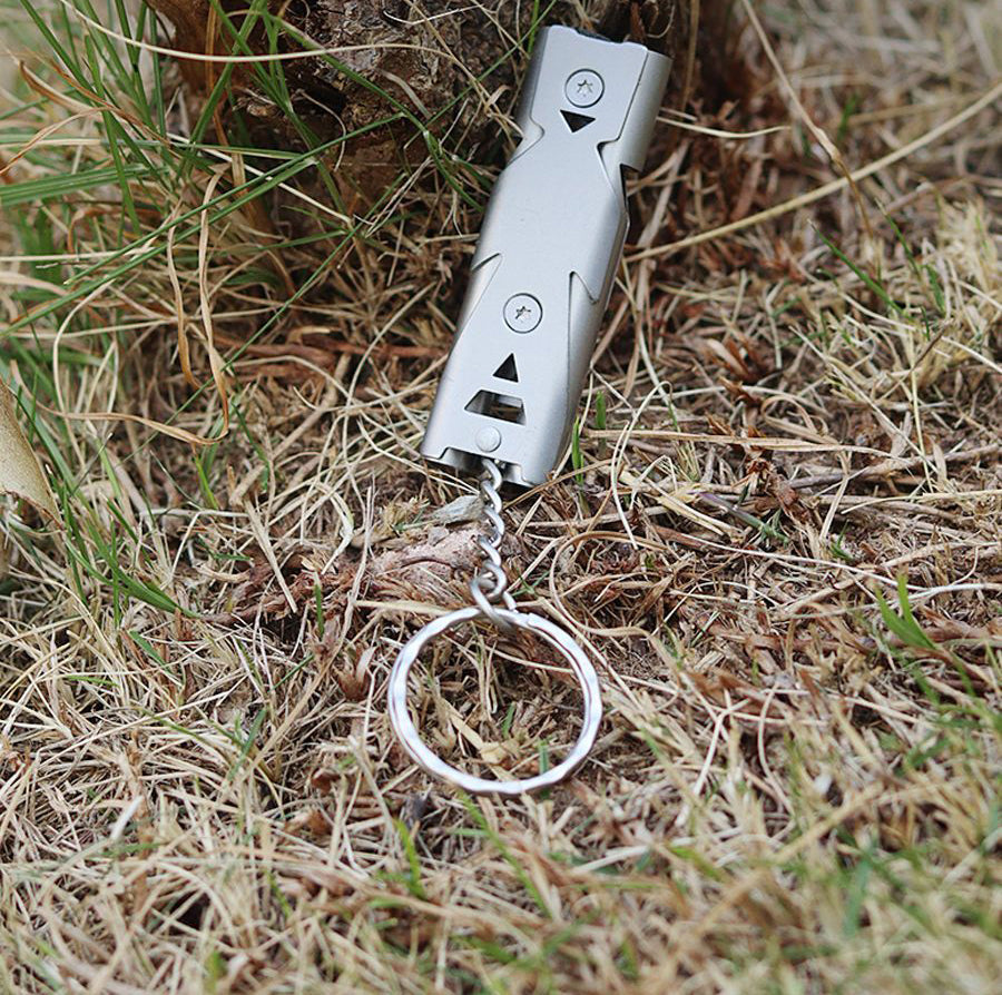Silbato de supervivencia al aire libre MA-WY-038 Silbato de rescate de terremoto de alta frecuencia de metal para exteriores Silbato de explosión de doble orificio de alto decibelio Silbato de acero inoxidable
