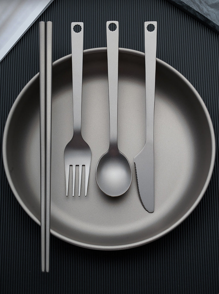 Four piece set of pure titanium tableware for home,MA-XXT-015 outdoor camping and picnicking. Set of cutlery, forks, spoons, and chopsticks