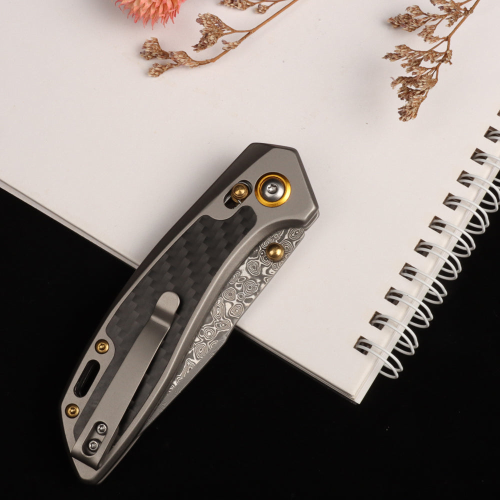 Masalong Kni256 Pocket Knife, EDC Folding Knives, 3.77 "VG10 Damascus Blade, Carbon Fiber Alloy Steel Handle for Tactical Survival Outdoor
